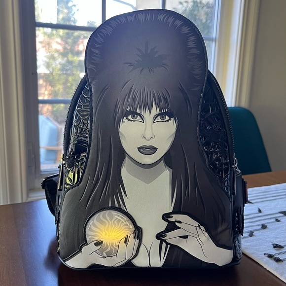 NWT! Loungefly “Elvira, Mistress of The Dark” Cosplay Light-up Mini Backpack - Picture 2 of 11